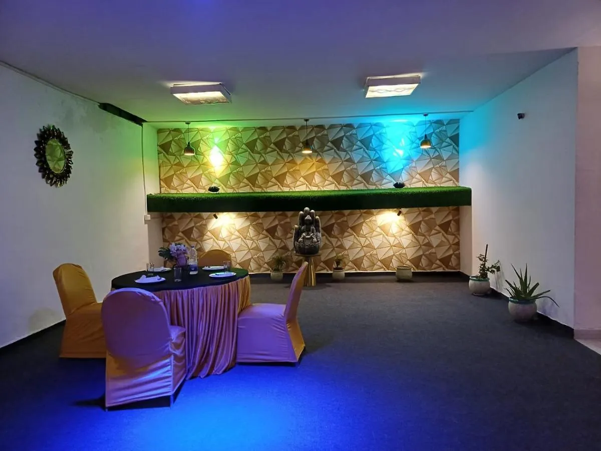 Hotel Elite Sector 45 I Gurgaon Central I Couple Friendly