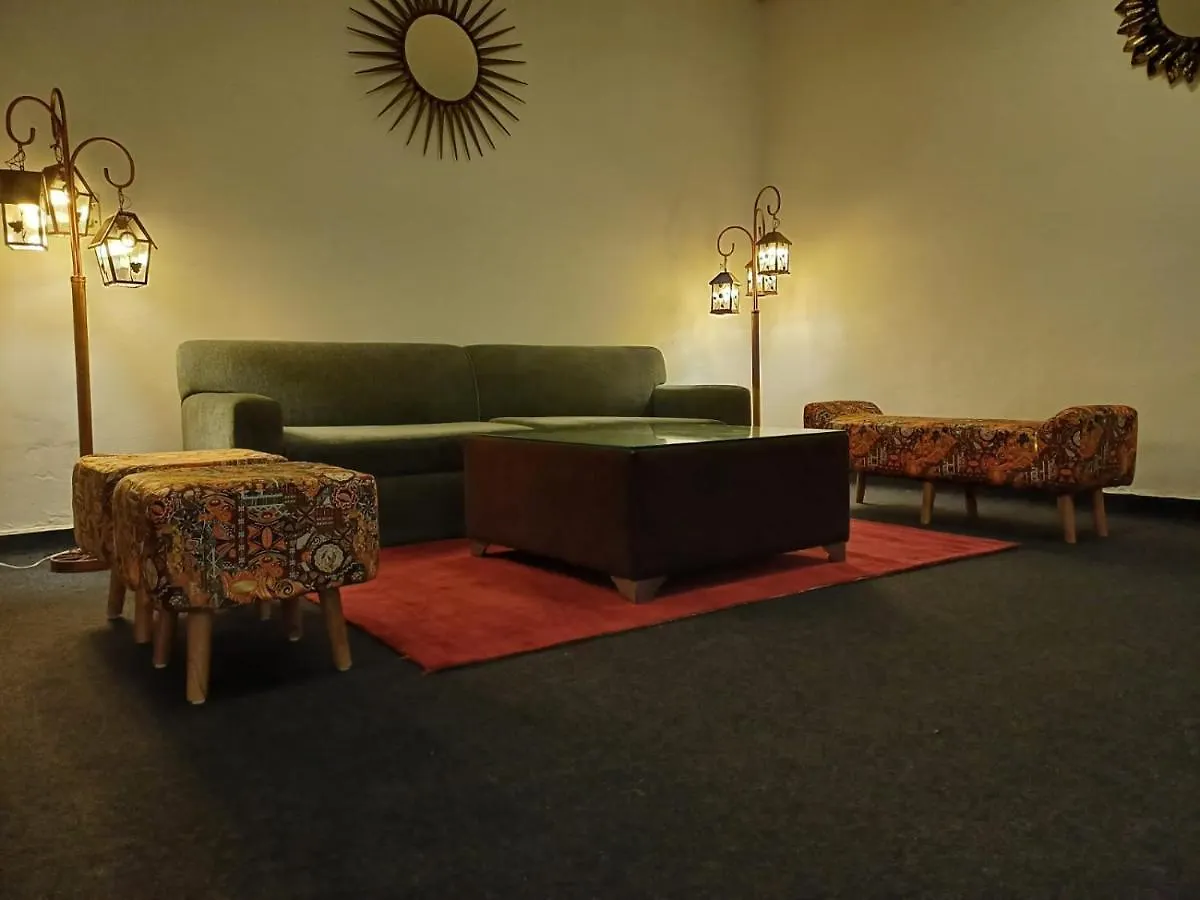 Hotel Elite Sector 45 I Gurgaon Central I Couple Friendly