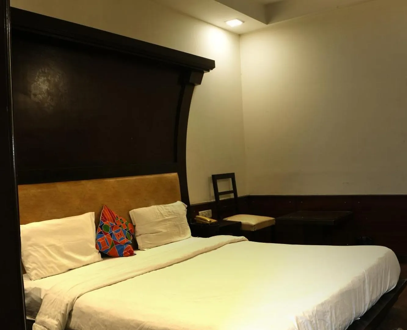 Hotel Elite Sector 45 I Gurgaon Central I Couple Friendly