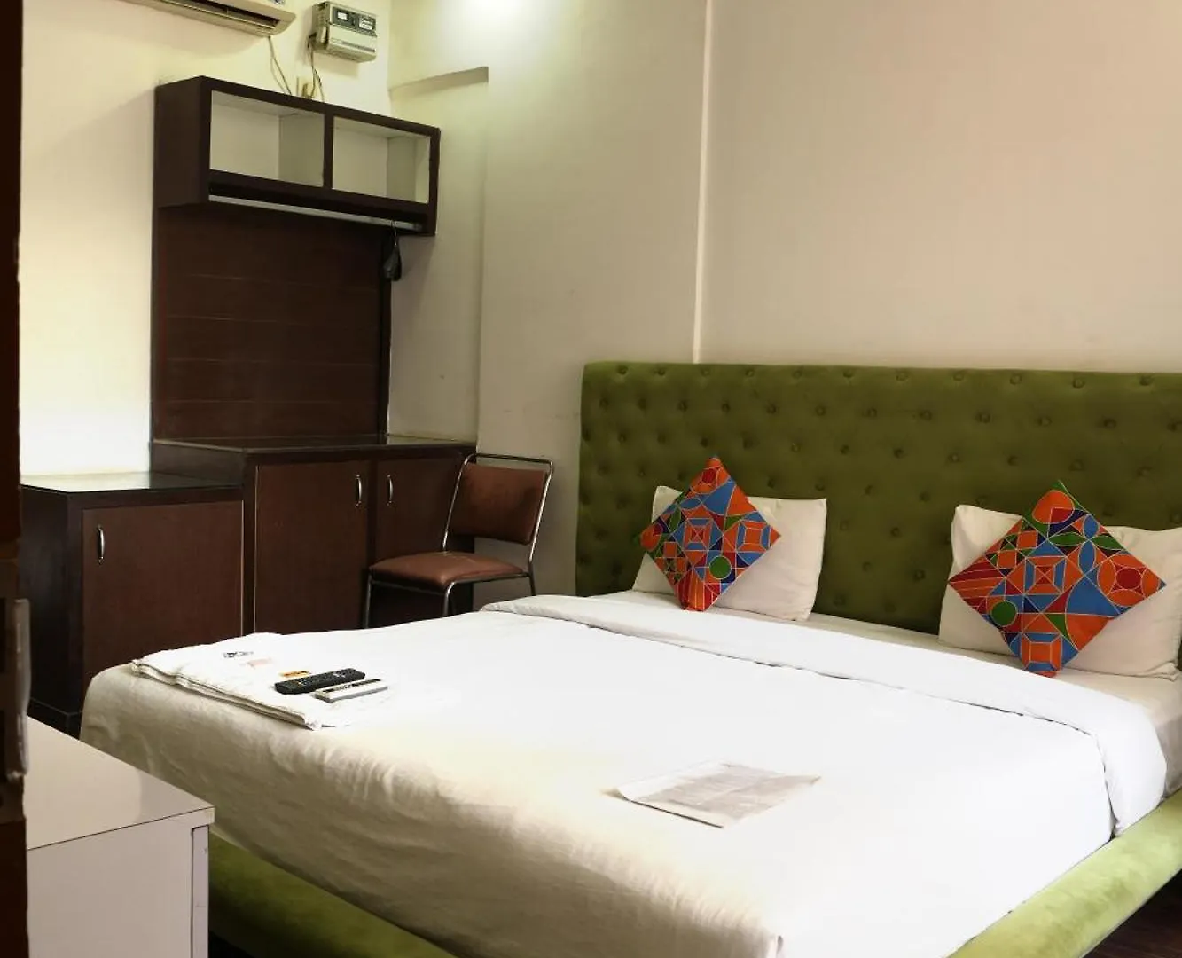 Hotel Elite Sector 45 I Gurgaon Central I Couple Friendly