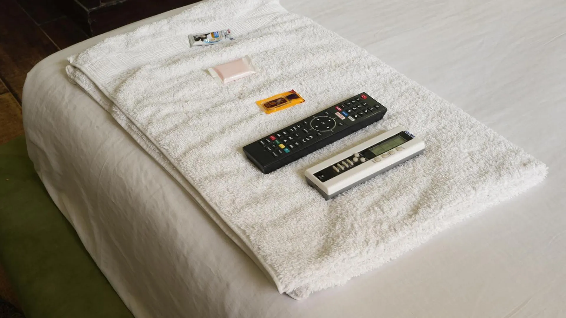 ***  Hotel Elite Sector 45 I Gurgaon Central I Couple Friendly India